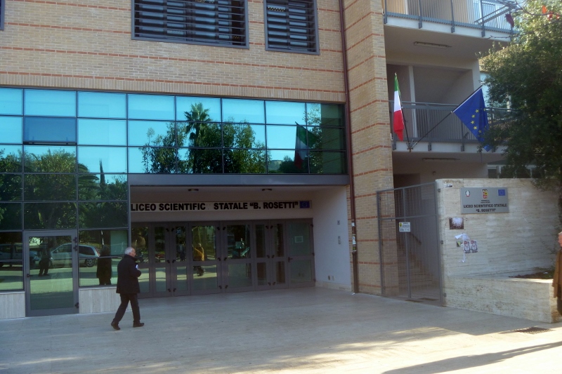 2014 12 13 13 Liceo scientifico Rosetti San Benedetto del Tronto