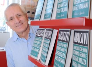 Roberto Ippolito Abusivi Chiarelettere Arion Prati Roma 5. foto Maurizio Riccardi Agr