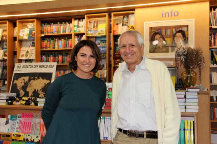 Cristina Cassar Scalia e Roberto Ippolito, 26 settembre 2018 libreria Nuova Europa I Granai Roma Cristina Cassar Scalia e Roberto Ippolito, 26 settembre 2018 nella libreria Nuova Europa I Granai Roma