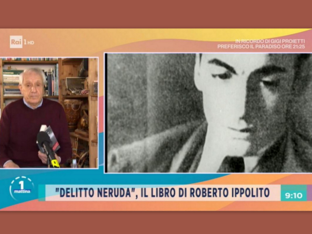 2020_11_03 (04) ‘Unomattina’ condotto da Monica Giandotti e Marco Frittella su Rai1, Roberto Ippolito ospite con ‘Delitto Neruda’ (Chiarelettere)