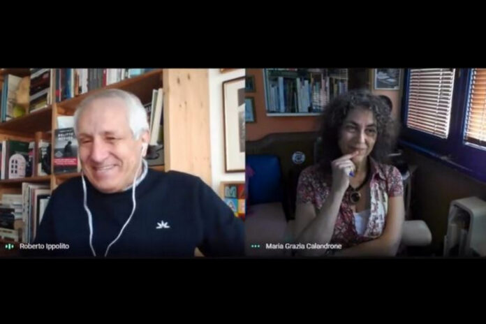 Roberto Ippolito e Maria Grazia Calandrone dir.Facebook Istituto Perrone Castellaneta 30 03 2021 Roberto Ippolito e Maria Grazia Calandrone autrice di “Splendi come vita” (Ponte alle Grazie) candidato al Premio Strega in diretta Facebook Istituto di Istruzione Superiore “Mauro Perrone” di Castellaneta 30 marzo 2021