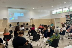 Nadia Terranova autrice di Trema la notte, Einaudi, presentata da Roberto Ippolito il 20 giugno 2022 alla Biblioteca Arcipelago a Roma