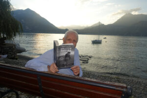 Roberto Ippolito presenta “Delitto Neruda” pubblicato da Chiarelettere a Varenna sul lago di Como venerdì 9 settembre 2022