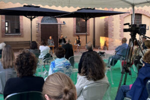 18 settembre 2022 Casale della Massima Roma, Roberto Ippolito presenta “Delitto Neruda” (Chiarelettere) con Maassimo Gazzè e Tea Ranno al Festival della lettura e della letteratura “9 da leggere”