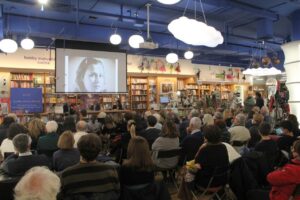 Presentazione del libro di Edith Bruck “Sono Francesco” (La Nave di Teseo) condotta da Roberto Ippolito con la partecipazione di Noemi Di Segni e Francesca Romana de’ Angelis alla Libreria Nuova Europa I Granai a Roma 22 novembre 2022
