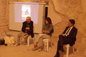 29 ottobre 2022 San Pietro Infine, Roberto Ippolito presenta “Delitto Neruda” (Chiarelettere) con Simona Sparaco e il sindaco Antonio Vacca