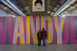 2023_03_04 (02) Mostra Andy Warhol alla Vaccheria a Roma, Teresa Dell’Aera e Alessandra Bacà
