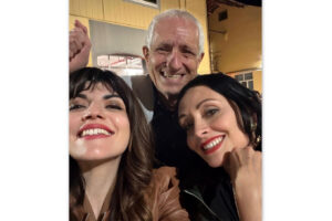 4 giugno 2025 Premio Strega Teatro Romano Benevento, Isabella Pedicini e Aurora Lobina animatrici "Stregonerie Premio Strega tutto l'anno" e Roberto Ippolito