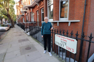 Tite Street a Londra nella quale al civico attuale 34 si trova The House Beautiful, abitata da Oscar Wilde e da Constance dopo il matrimonio